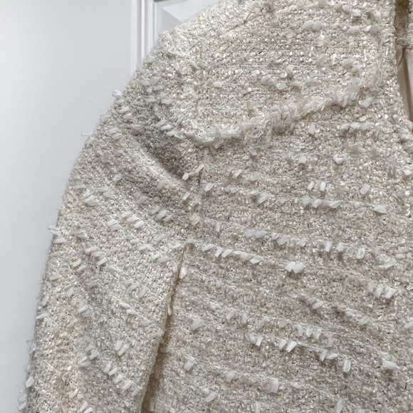 🤍Ivory Cream Tweed Moto Cropped Boucle Metallic Fray Frayed Raw Edge Zip Blazer - Picture 3 of 13